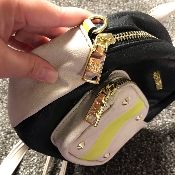 Steve Madden mini backpack and crossbody bag - Picture 4 of 10